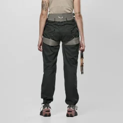 Agner Harness Women