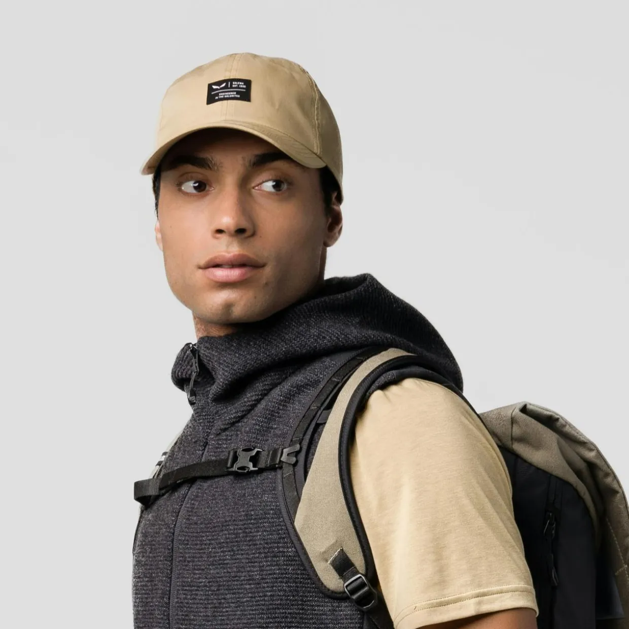 Fanes Light Cap