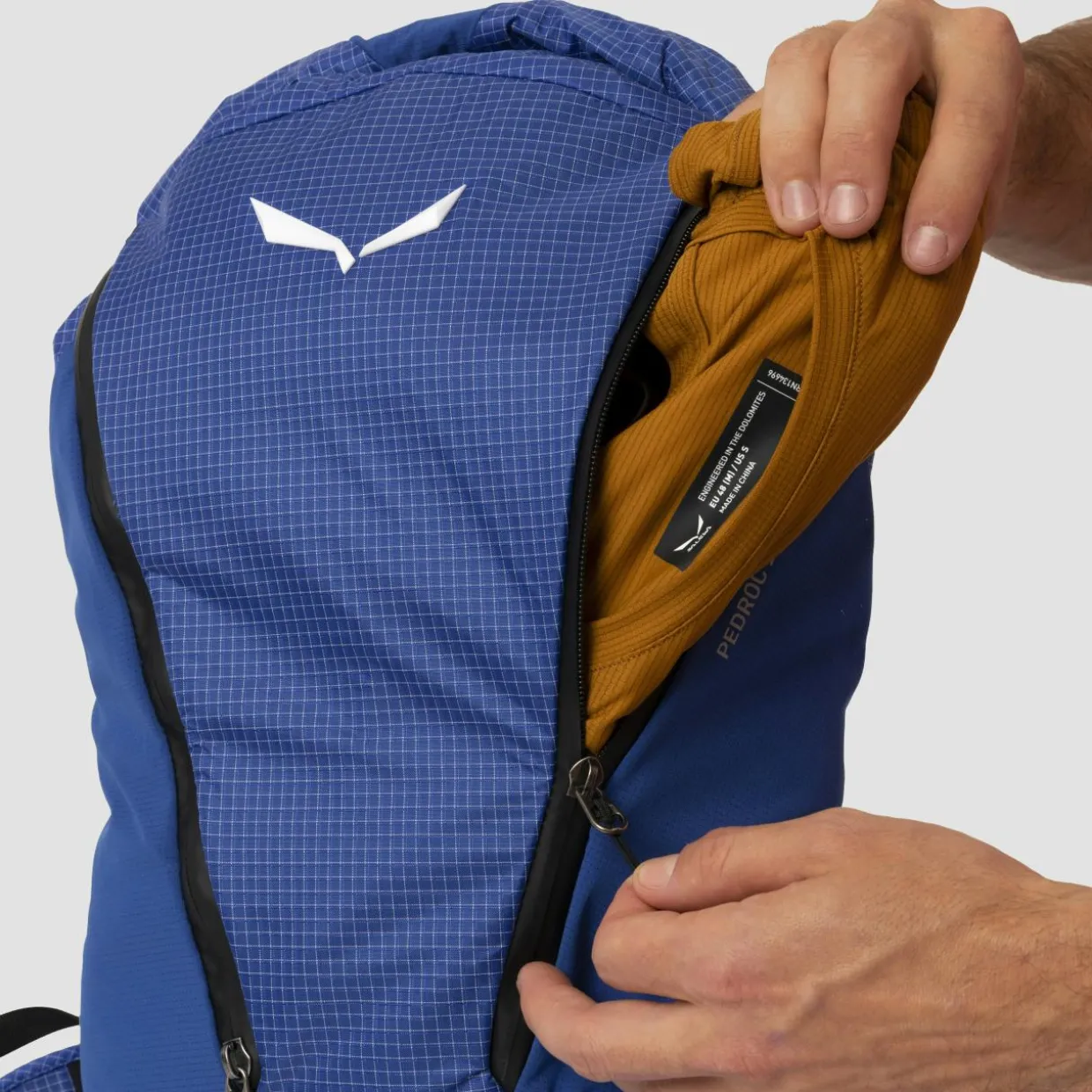 Pedroc 16L Backpack
